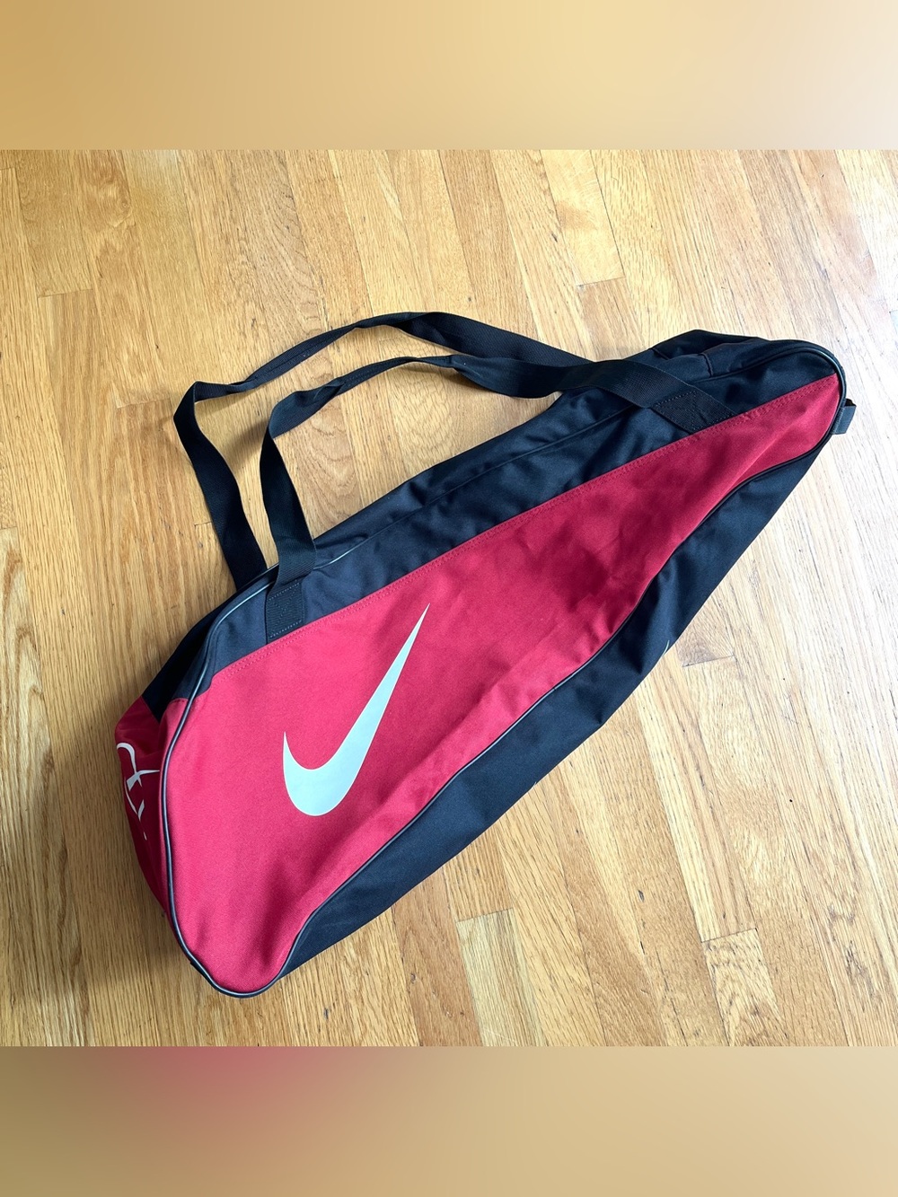 Nike baseball bat equipment bag duffle softball zip red hanging hook storage